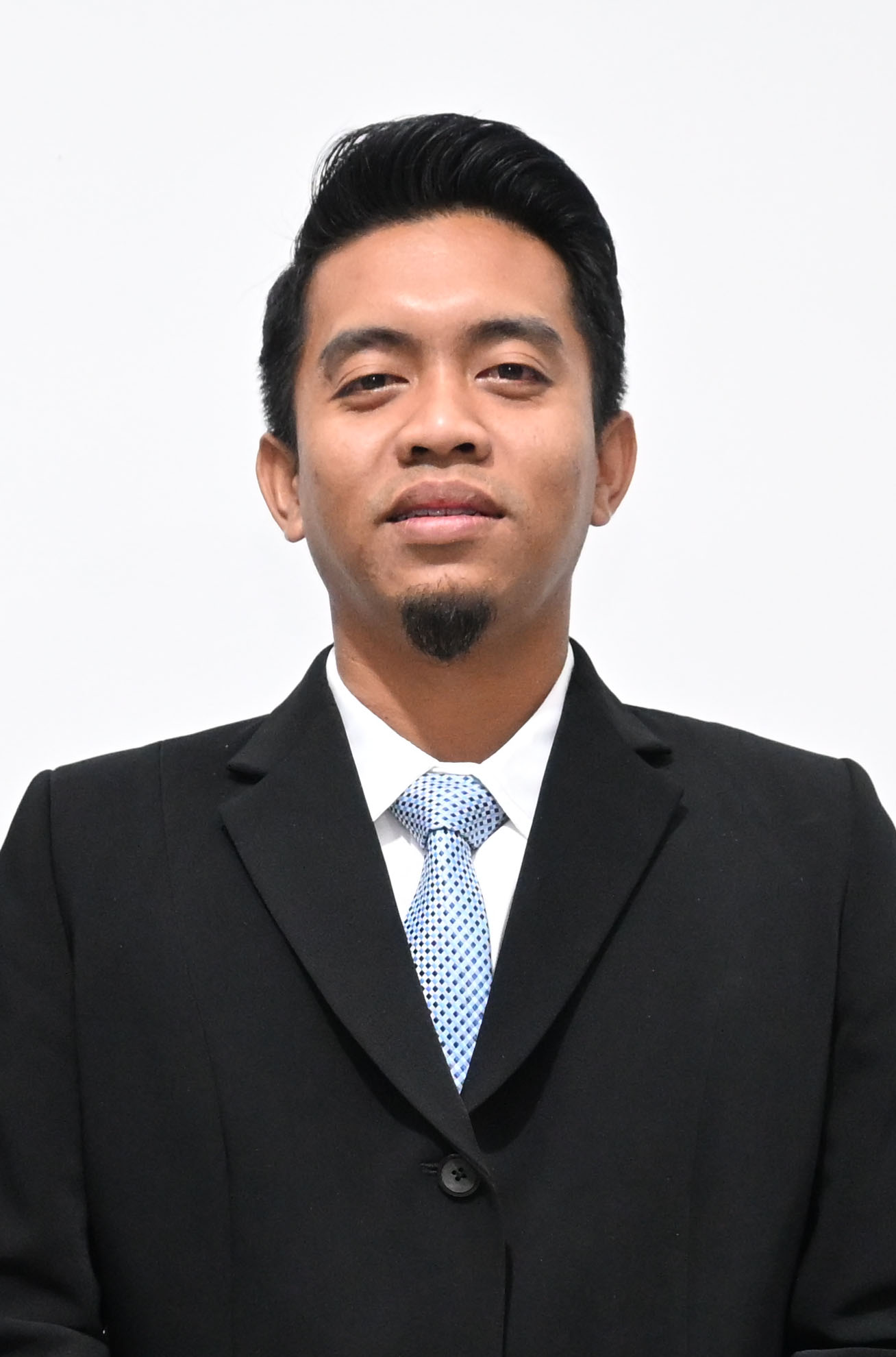 Tuan Nazrin bin Nawawi